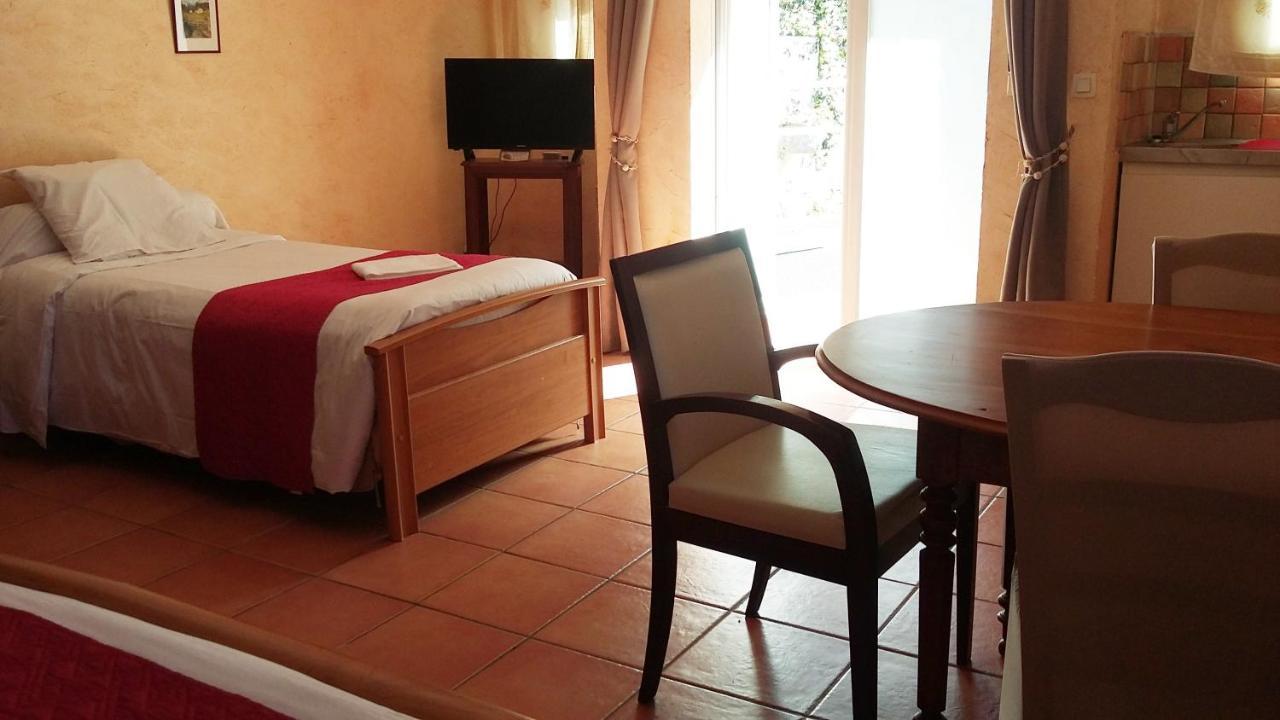 Chambres D Hotes La Cavaliere Accous Exteriör bild